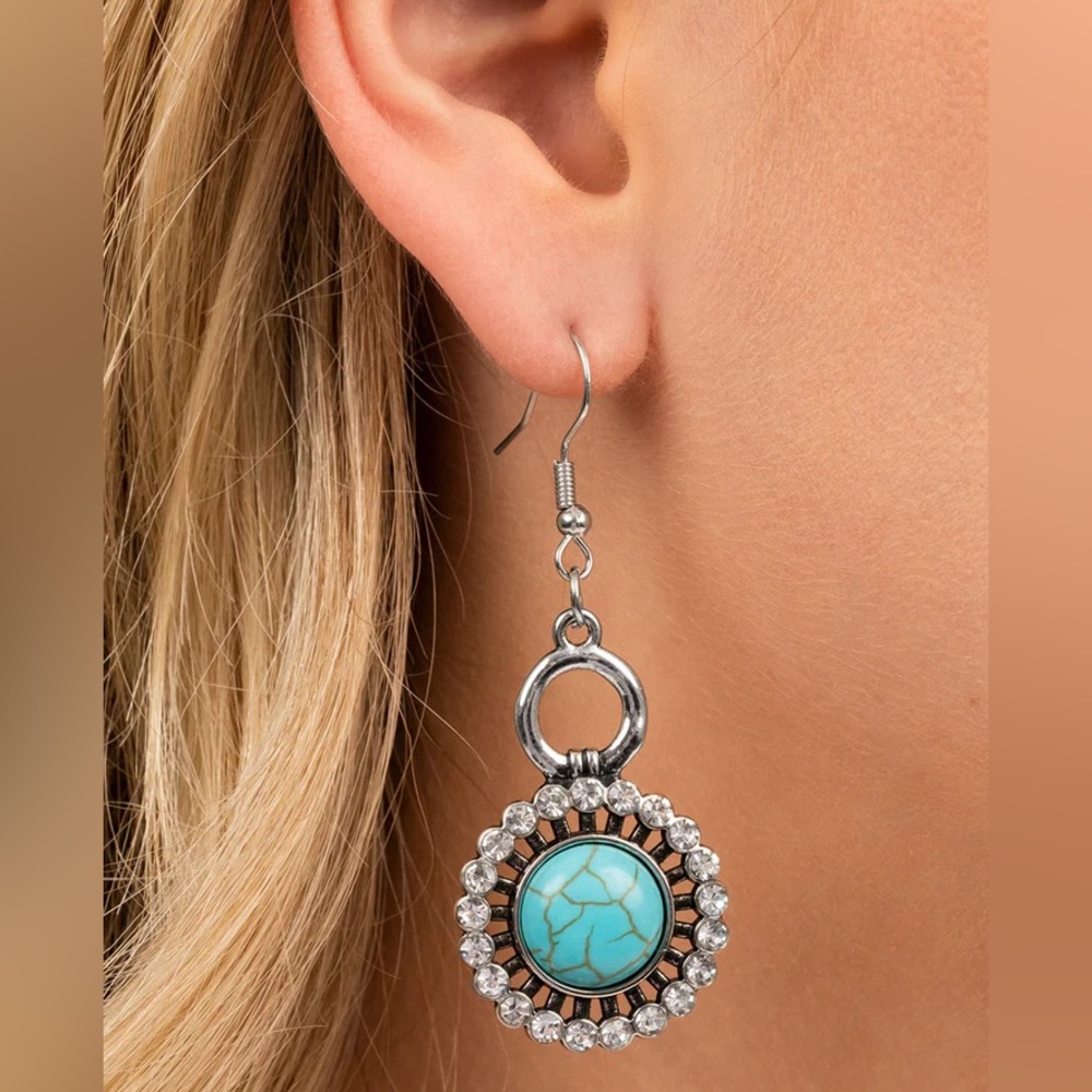 Turquoise Crackle Stone Earrings